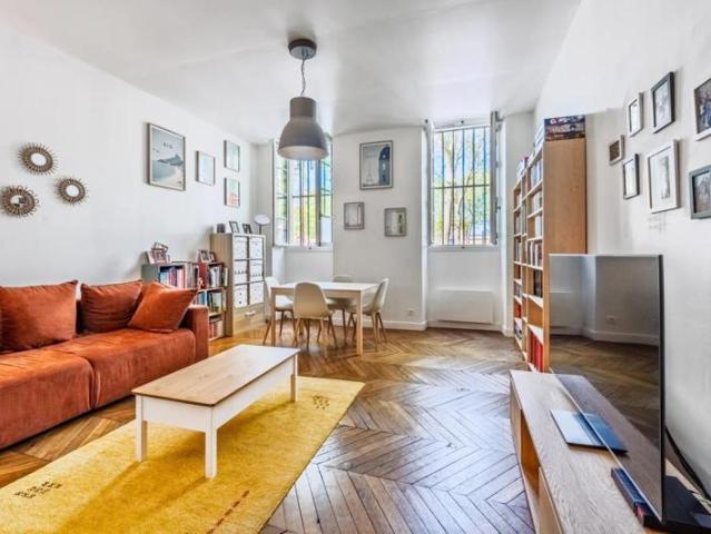 Appartement de 3 pièces de 78,61 m² à Versailles