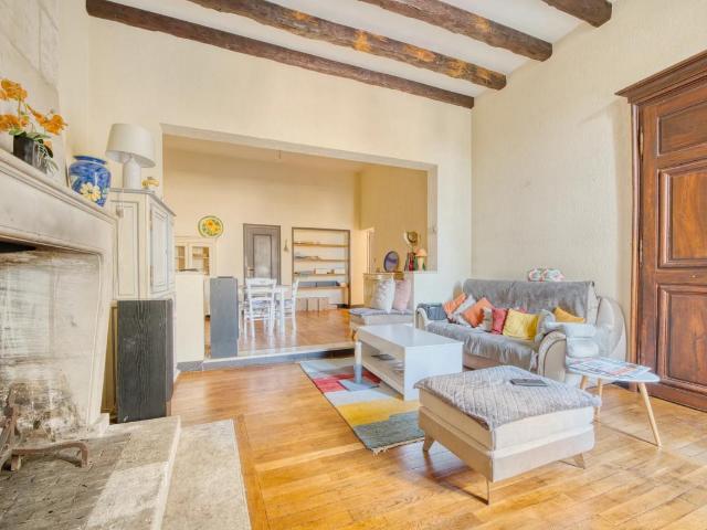 Appartement de 3 pièces de 94 m² à Saintes