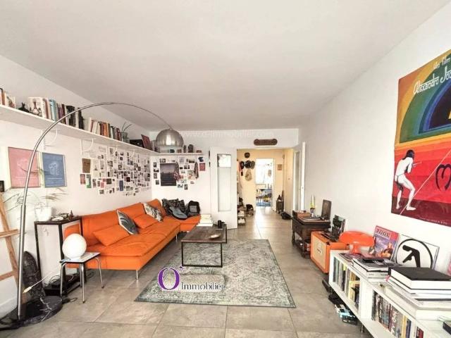 Appartement de 3 pièces de luxe en vente à Belleville, Père Lachaise, Ménilmontant, France
