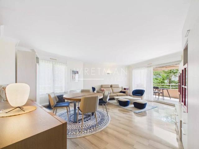 Appartement de 3 pièces de luxe en vente à Le Cannet, France