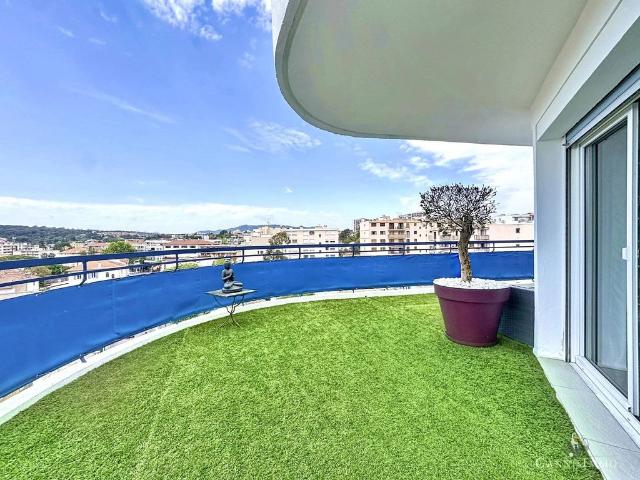 Appartement de 3 pièces de luxe en vente à Le Cannet, Provence Alpes Côte d'Azur