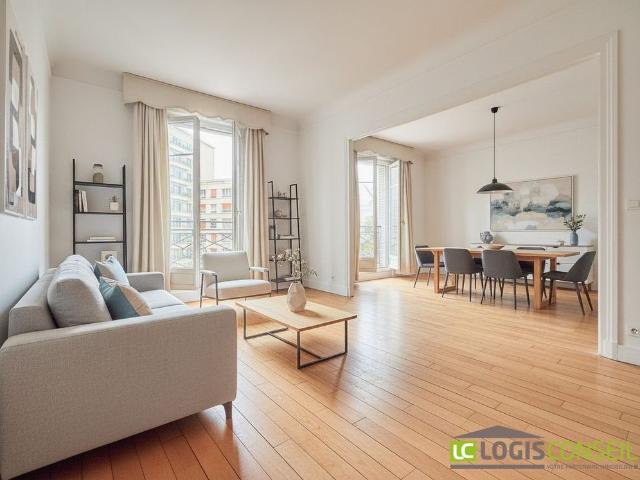 Appartement de 3 pièces de luxe en vente à Motte Picquet, Commerce, Necker, Paris, Île de France