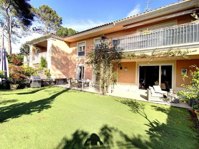 Appartement de 3 pièces de luxe en vente à Mougins, Provence Alpes Côte d'Azur