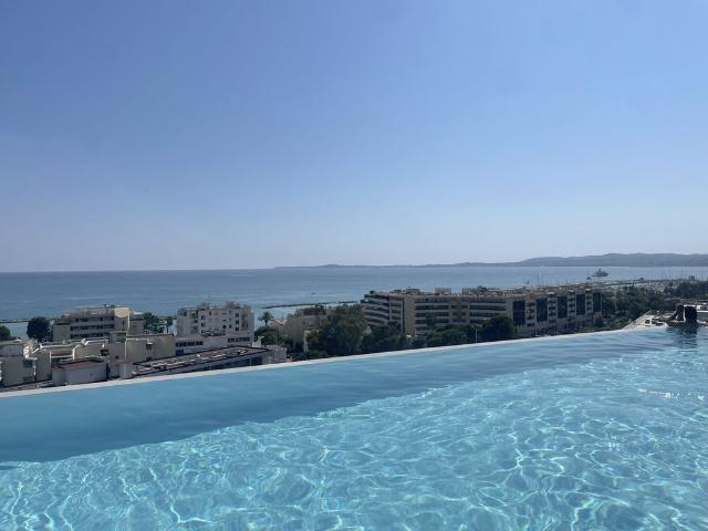 Appartement de 3 pièces de luxe en vente à Saint Laurent du Var, France