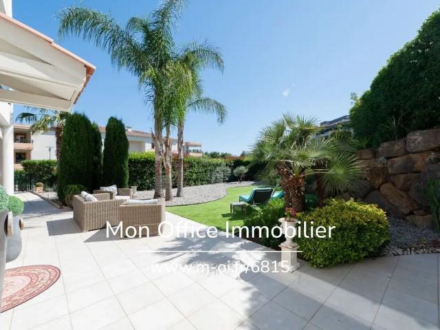Appartement de 3 pièces de luxe en vente à Saint Raphaël, France