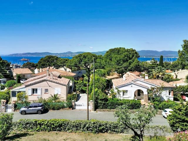 Appartement de 3 pièces de luxe en vente à Saint Raphaël, Provence Alpes Côte d'Azur