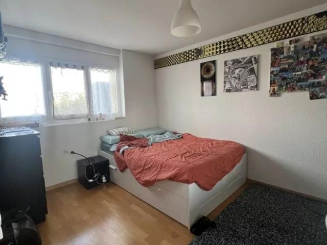 Appartement de 3 pièces proche de l'EPFL en cours de rafraîchissement