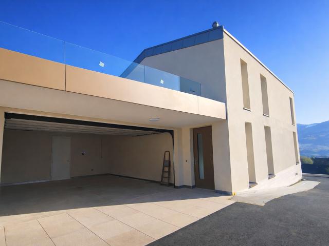 appartement de 3.5 pièces sis au rez de chaussée