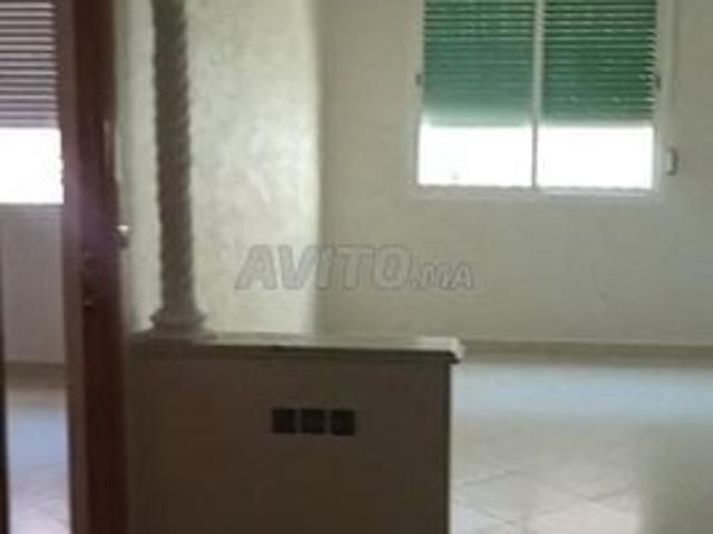 Appartement de trois chambres à louer dans le quartier Ouled Oujih à Kénitra