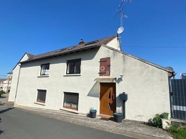 Appartement de type F4 en duplex avec balcon