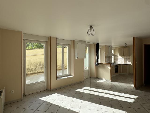 APPARTEMENT DE TYPE F2