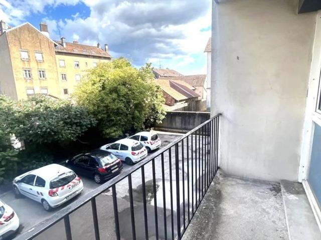 APPARTEMENT DE TYPE F2