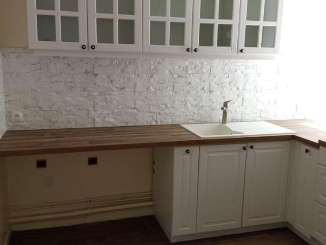 Appartement de type F2/F3, dans résidence agréable