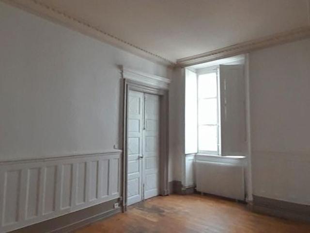 Appartement de type haussmannien centre ville