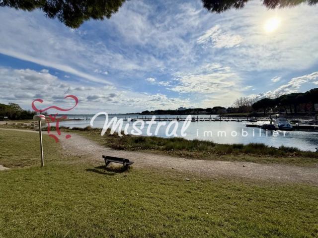 SOUS COMPROMIS MISTRAL*APPARTEMENT DE TYPE P2 AVEC VUE
