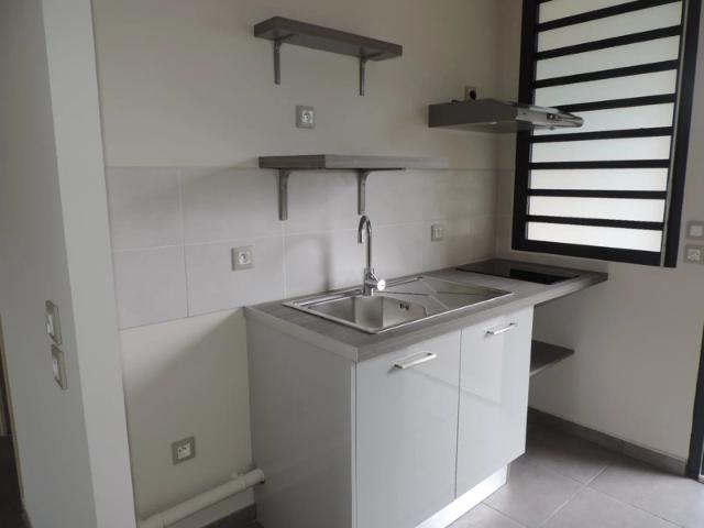 APPARTEMENT DE TYPE STUDIO