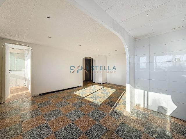 Appartement de type T4 à rénover idéal dispositif DE NORMANDIE
