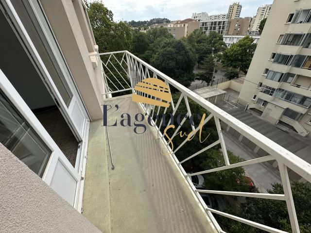 Appartement de type T3 dans une résidence fermée et sécurisée
