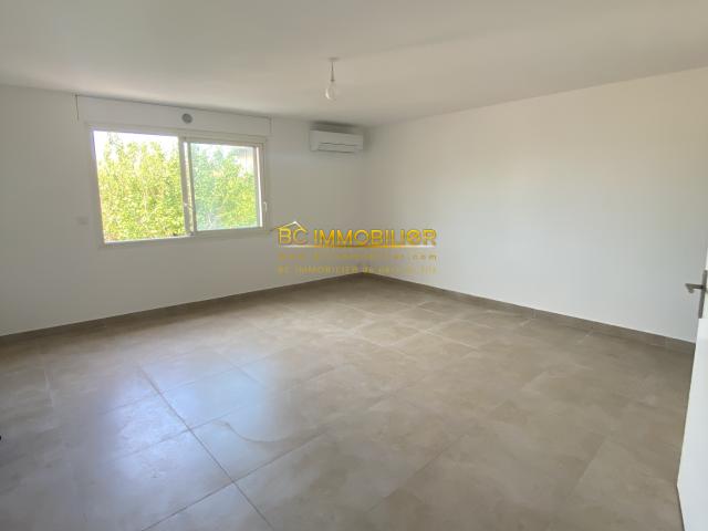APPARTEMENT DE TYPE 1 SITUE AU LAPIN BLANC 13008