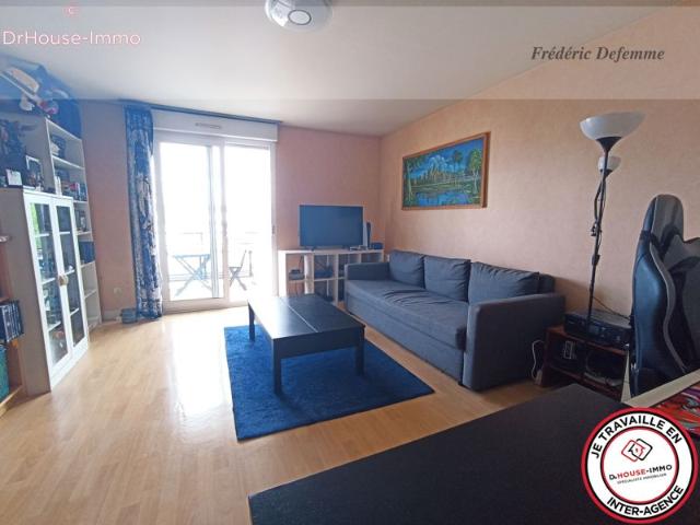appartement de type 2 a Tours 37000 avec box, cave et balcon