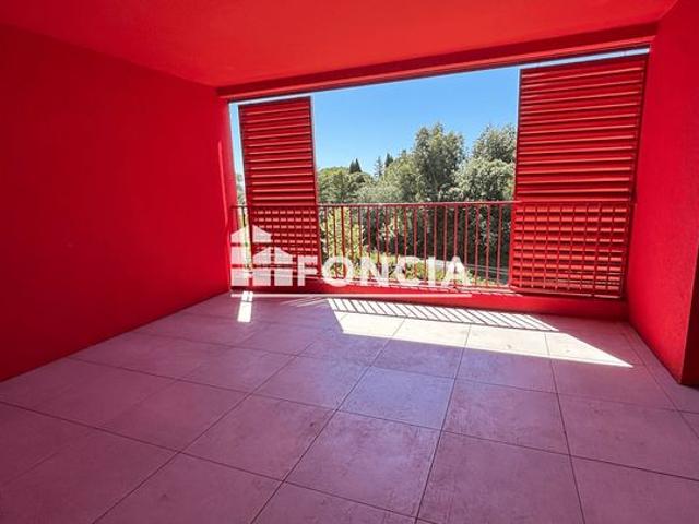 Appartement de type 2 avec 2 stationnements