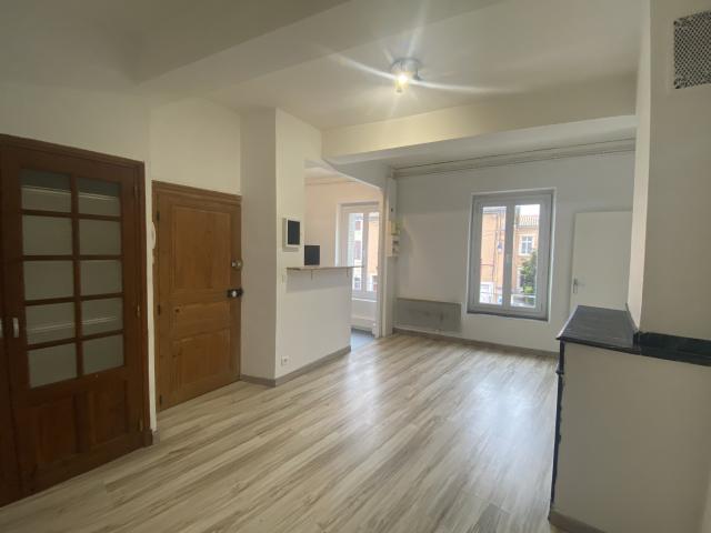 APPARTEMENT DE TYPE 2 AVEC BALCON CASTELNAUDARY
