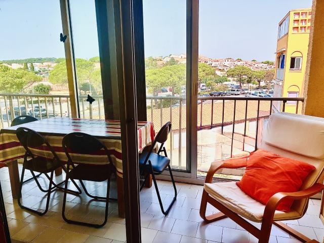 Appartement de type 2 avec loggia + place de parking privative