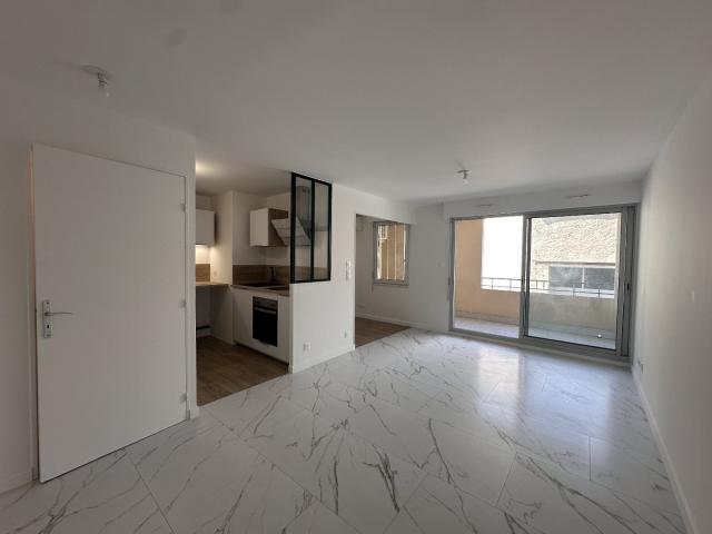 Appartement de type 2 en centre ville de Sète avec terrasse 30m² Sète