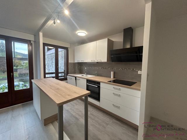 APPARTEMENT DE TYPE 2 PROCHE CENTRE VILLE