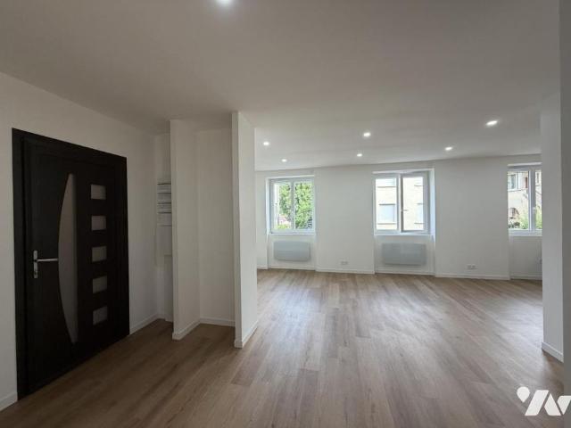 Appartement de type 3 au rdc surélevé