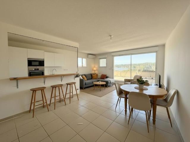 Appartement de type 3 avec vue sur l'étang