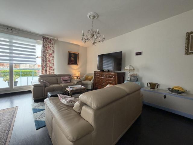 Appartement de type 3 avec balcon et garage individuel, dans
