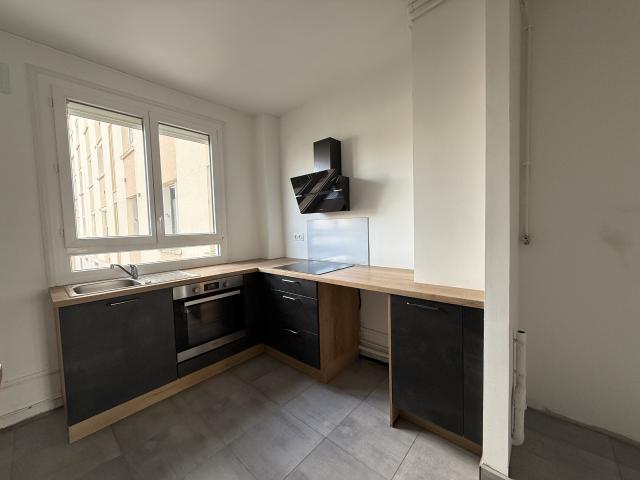 APPARTEMENT DE TYPE 3 AVEC PARKING ET CAVE WASHINGTON