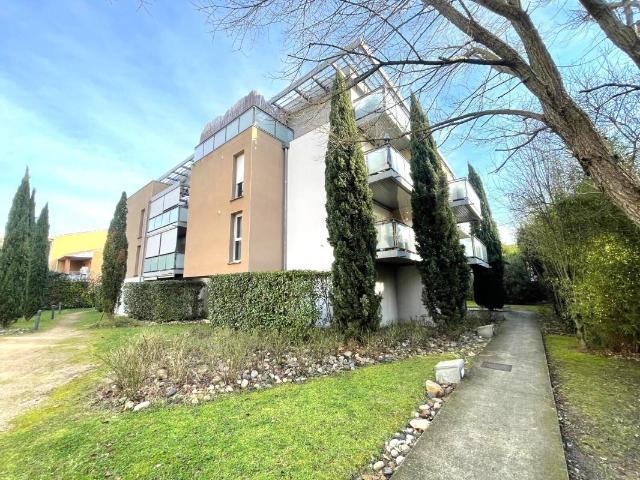 Appartement de Type 3 de 62 m2 dans une résidence sécurisée à BORDEROUGE