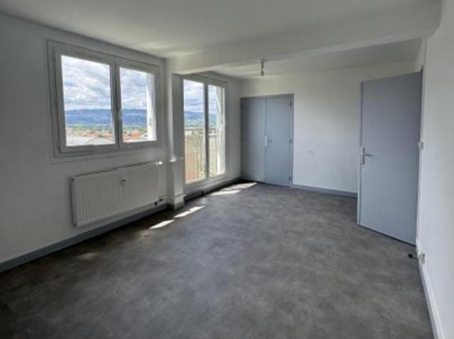 Appartement de type 3 proche du centre ville Nos biens à la location Je
