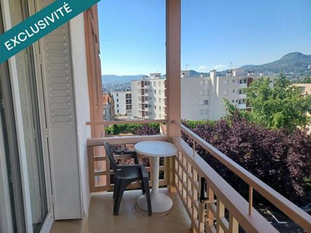Appartement de type 4 avec balcon