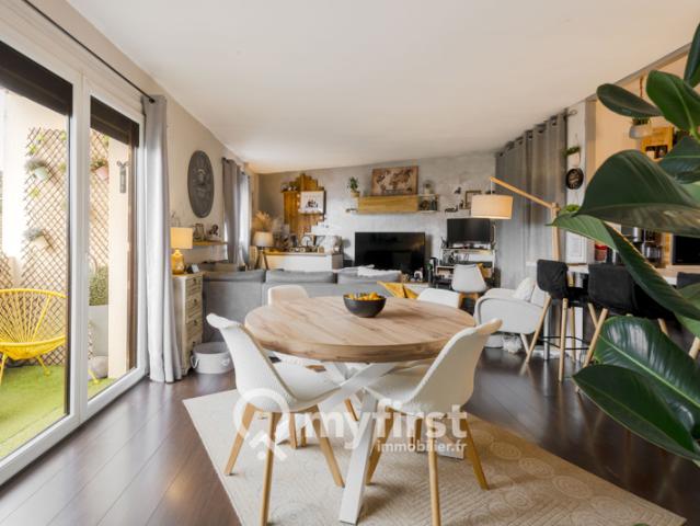 Appartement de type 4, en dernier étage