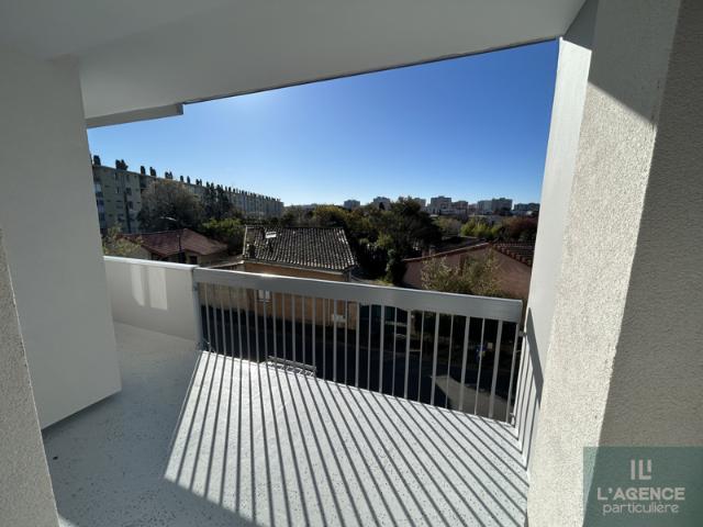 Appartement de type 4 meublé Quartier Arènes / Fontaine Le