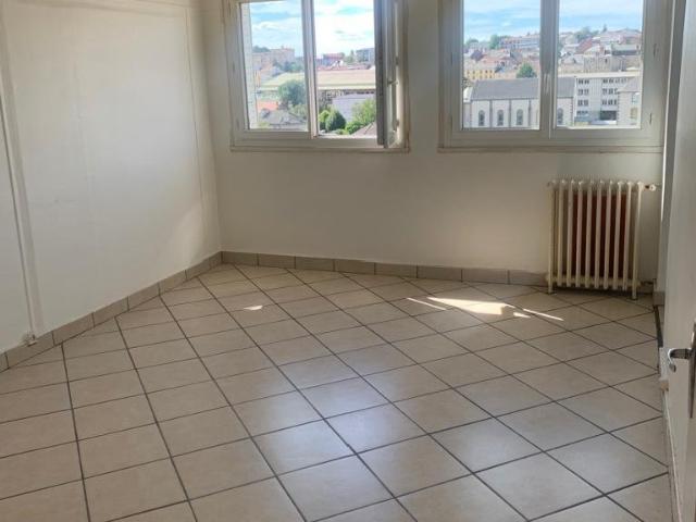 Appartement de type 4 Proche centre ville