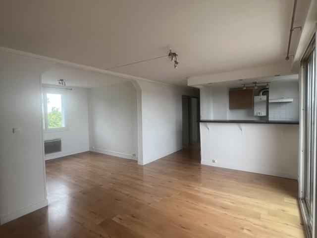 Appartement de type 4 Quartier Palais de Justice