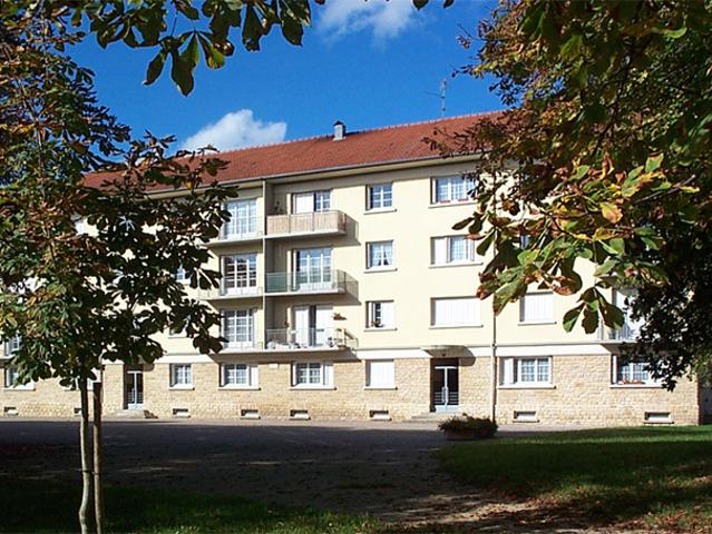 Appartement de Type 4 Rue du Petit Versailles Châtillon sur Seine