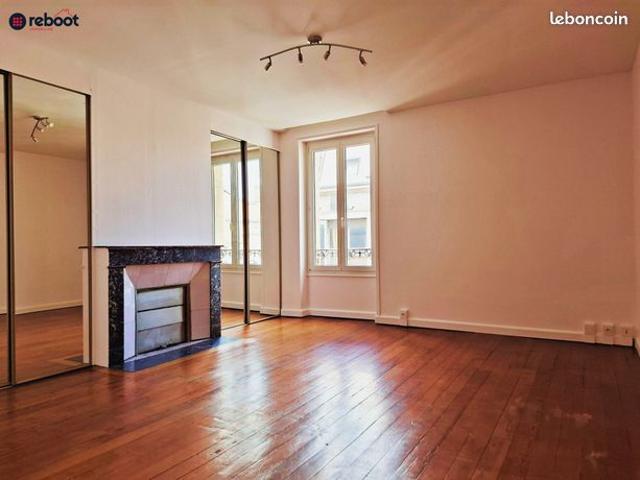 Appartement de caractère 140 m² — Hyper centre Nancy