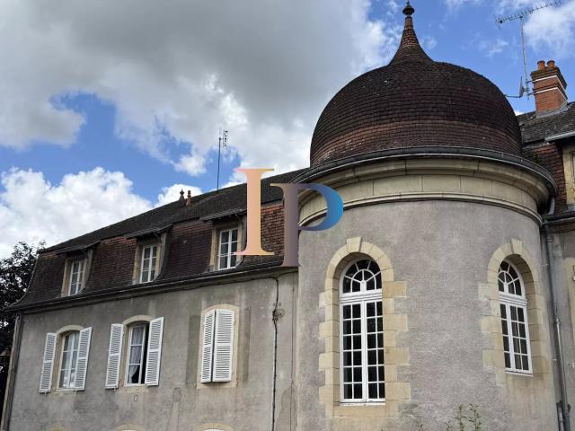 APPARTEMENT DE CARACTÈRE