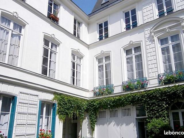 Appartement de caractère de 220m² dans un hôtel particulier