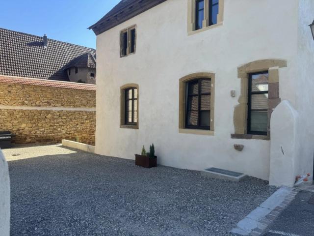 APPARTEMENT DE CARACTERE de 87 m2 situé au calme