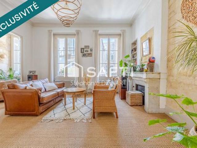 Appartement de caractère & local indépendant de 1848