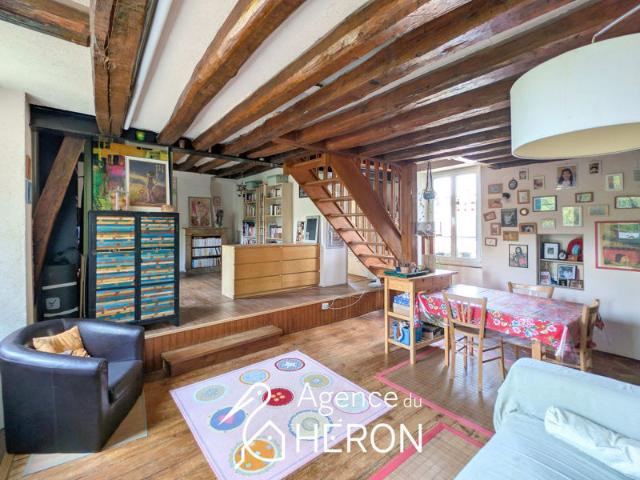 Appartement de charme 3 PP en duplex au coeur de Saint Pierre