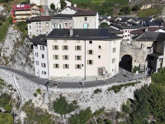 Appartement de charme au coeur du village historique de Saillon | dreamo. Ch
