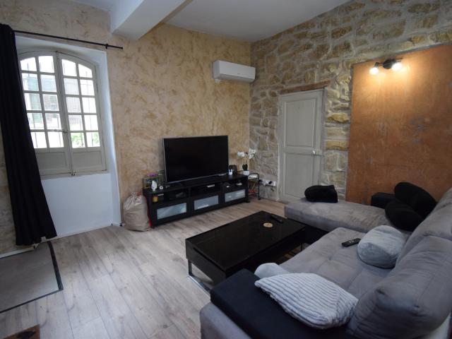 Appartement de charme au centre du village de Mazan