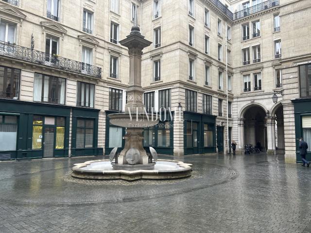 Appartement de charme avec balcon au cœur du quartier Palais Royal
